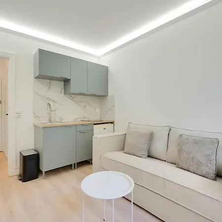 Cozy New In The Heart Of シャラントン・ル・ポン